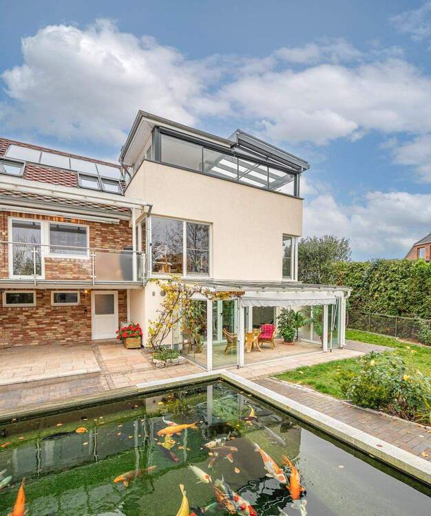 Thumbnail-Zweifamilienhaus mit zwei Gewerbehallen