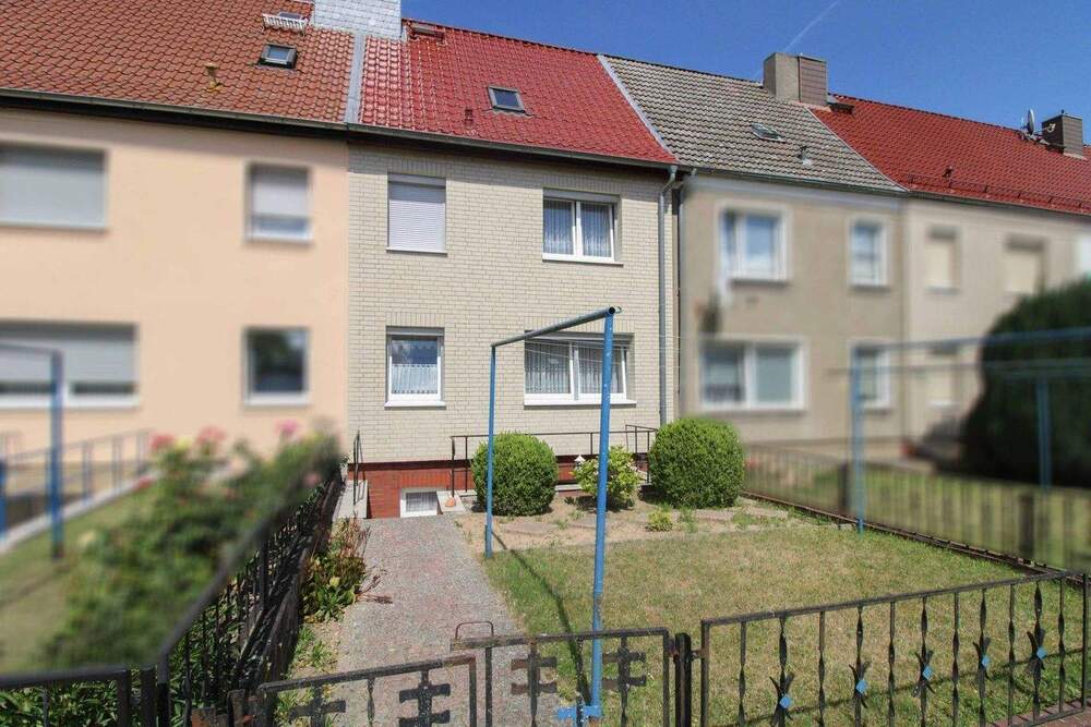 Thumbnail-Schnuckeliges 3-Zimmer-Reihenhaus mit Keller und überschaubarem Garten in Goldberg