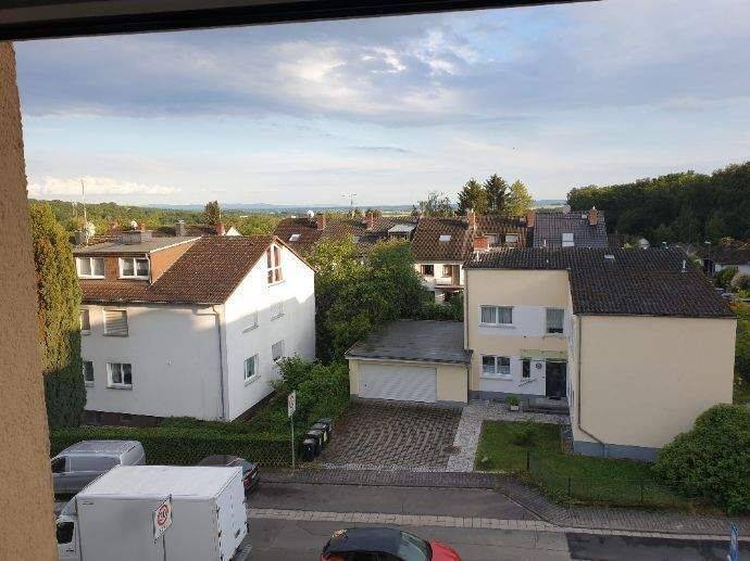 Thumbnail-Perfekter Schnitt mit Blick in das Rheintal: 2,5 Zimmer Einheit in Medenbach