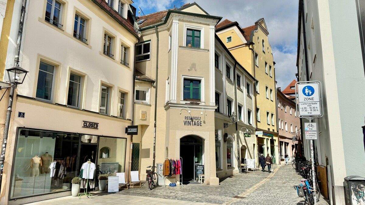 Thumbnail-Historisches Einzeldenkmal in Bestlage von Regensburg!