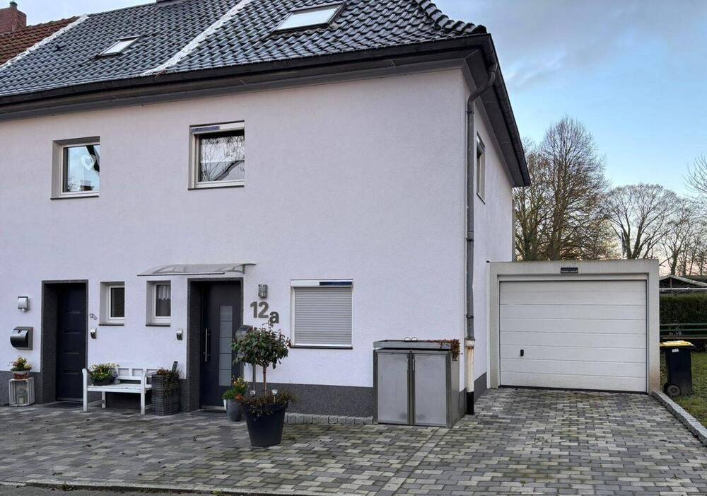 Thumbnail-Modernisiertes Einfamilienhaus mit Gartenidylle in Herne