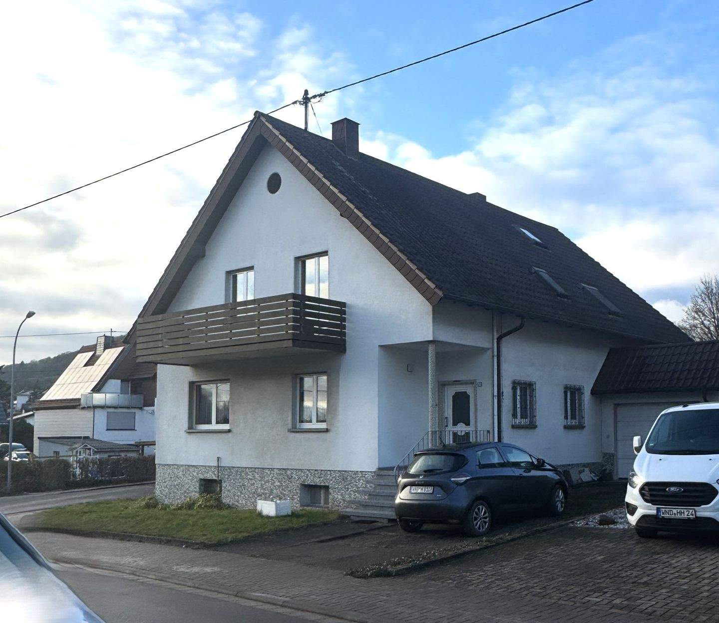 Thumbnail-Großzügiges Wohnhaus mit Garten, Garage und Ausbaureserve-Lebach