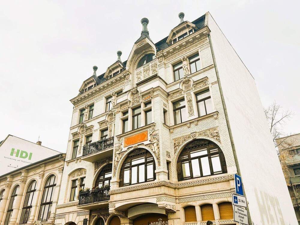 Thumbnail-Exklusive Altbauwohnung mit Direktaufzug, Balkon, 2 Bädern & großer Wohnküche!