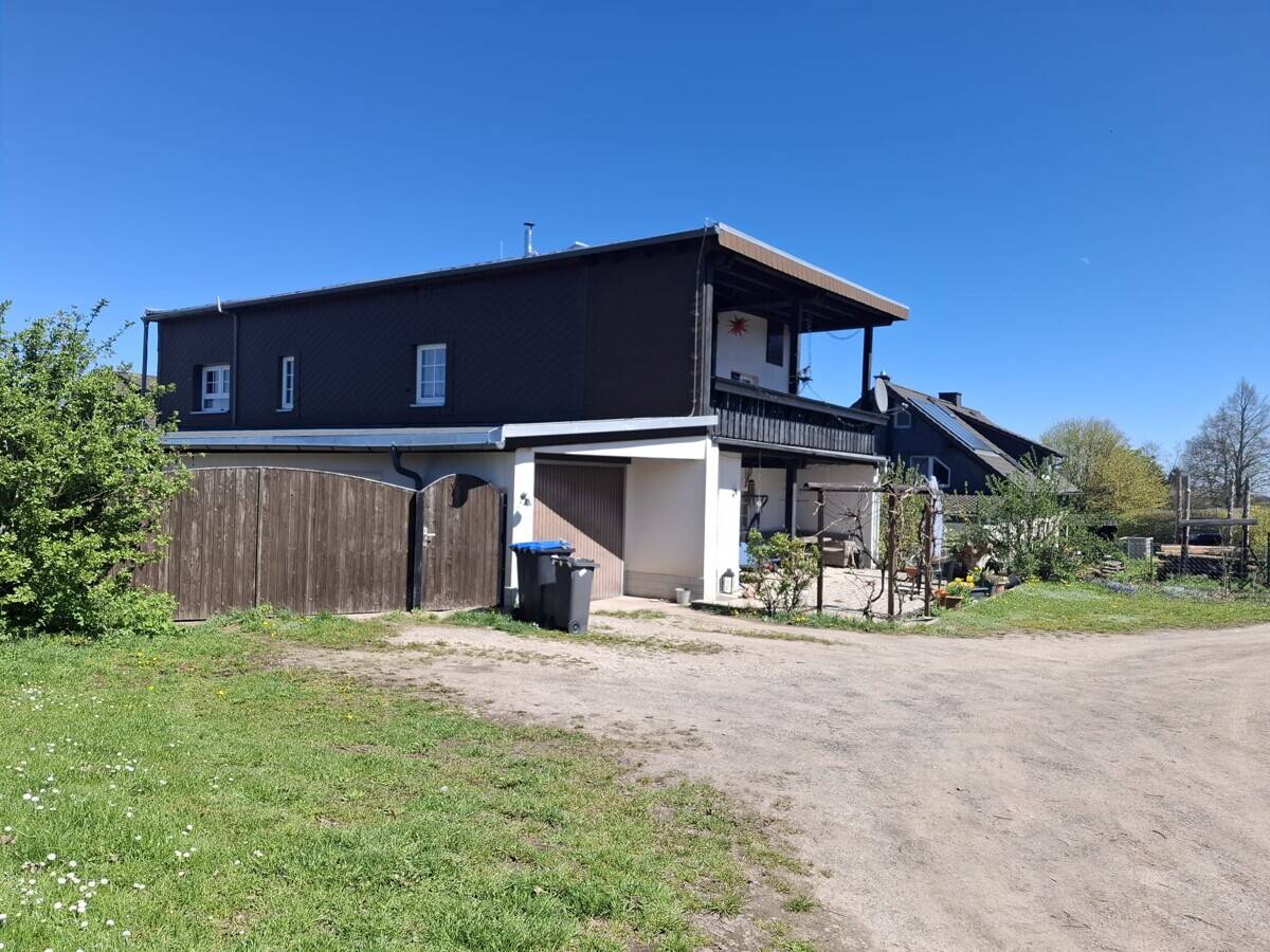 Thumbnail-Familienhaus mit viel Platz in ruhiger Lage