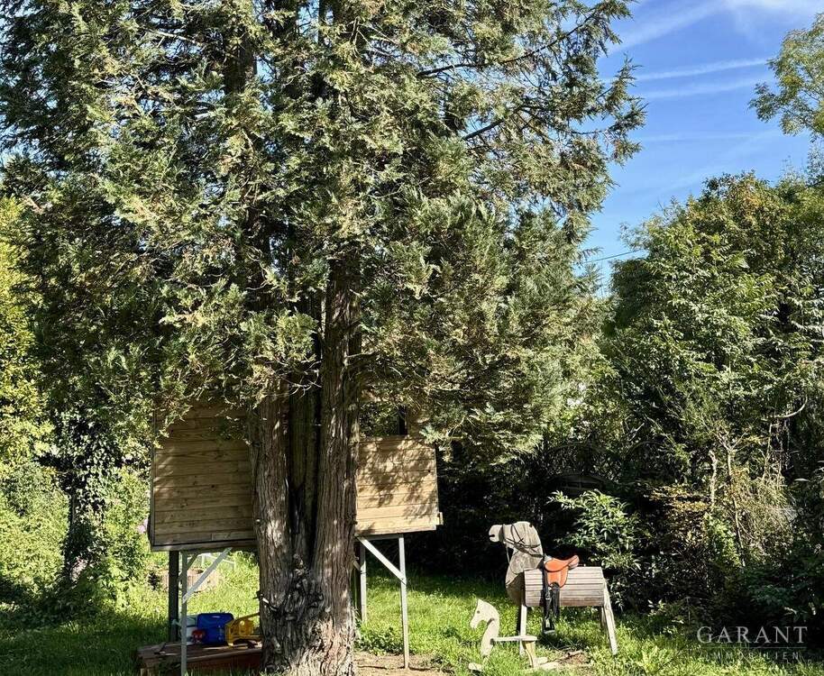 Thumbnail-Charmantes Einfamilienhaus mit traumhaft großem Garten - ein Familienparadies mit Baumhaus
