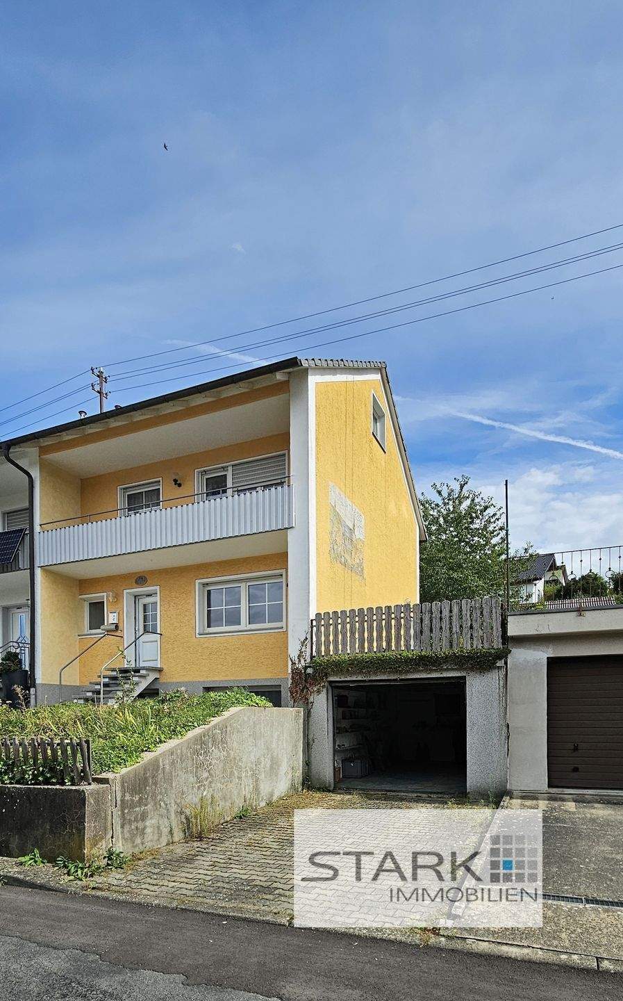 Thumbnail-Doppelhaushälfte mit Aussicht, Garten & Garage – ein Eigenheim für Anpacker!