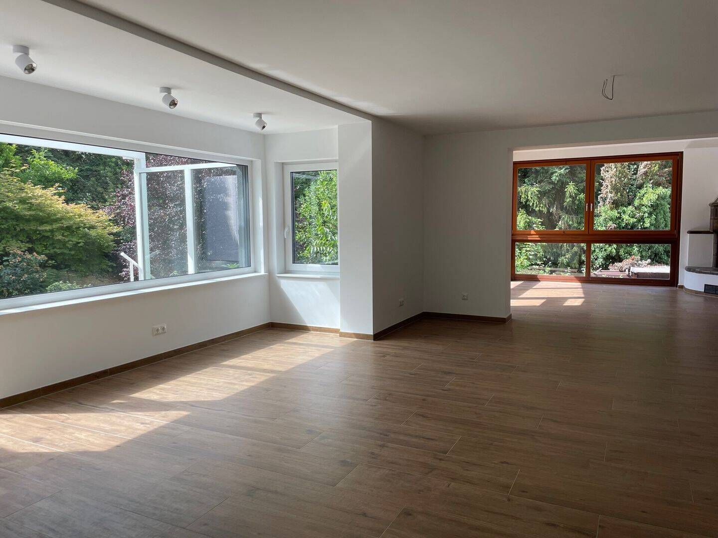 Thumbnail-Luxuriöse 3-Zimmer-Wohnung in Butzbach mit 60 m² Wohnzimmer, Terrasse und Gartennutzung