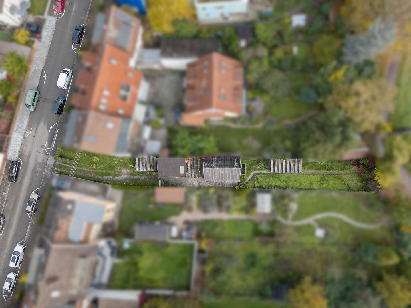 Thumbnail-Grundstück mit kleinem Bestandsgebäude und vielfältigem Potenzial in Karlsruhe-Hagsfeld