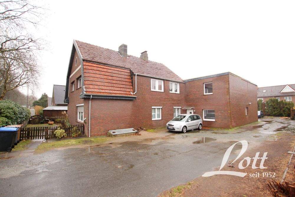 Thumbnail-+++ Zwangsversteigerung - Interessantes 5-Familienhaus in Schortens! ***