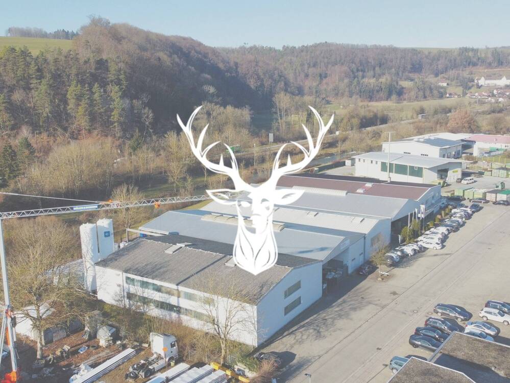 Thumbnail-Vielseitiges Gewerbeareal mit Lager-, Produktions-, Büro- und Außenflächen inkl. vermietetem Fitnessstudio zu verkaufen