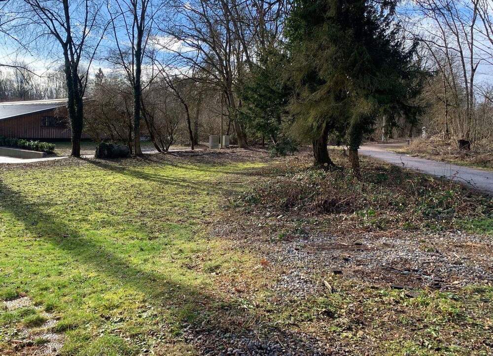 Thumbnail-Attraktives Baugrundstück mit 859 m² für ein EFH plus Doppelgarage in Obertraubling.