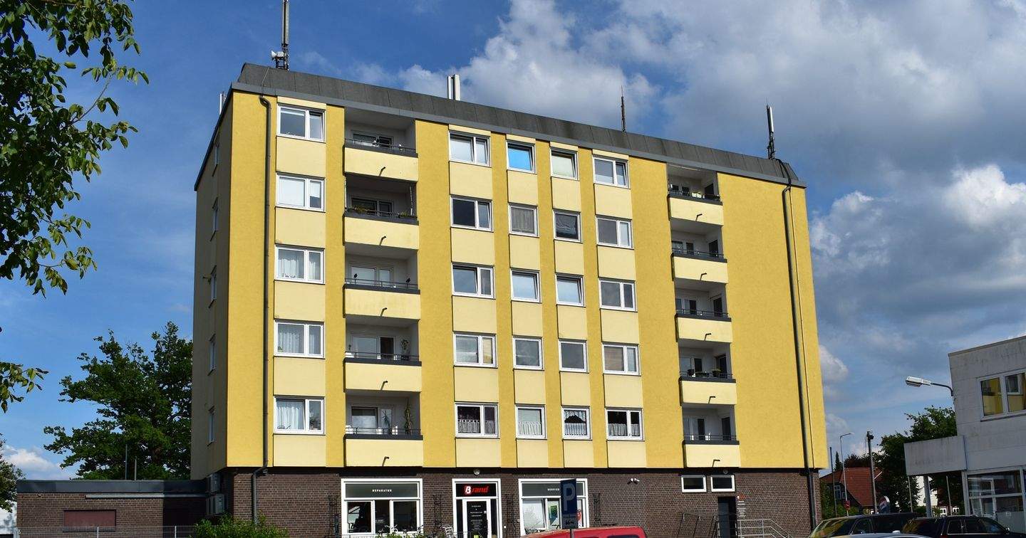 Thumbnail-Sanierte 3,5-Zimmer-Wohnung mit zwei Balkonen in Stadtnähe! (AK-1020-113)