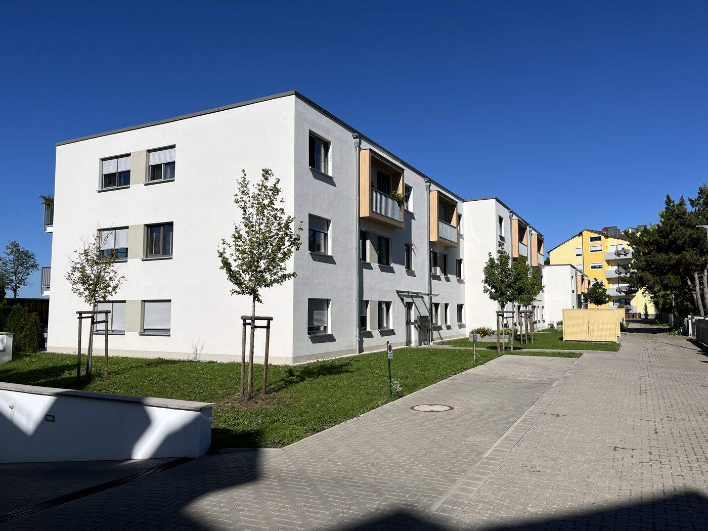 Thumbnail-Koffer packen und einziehen! Neuwertige 3-Zimmer - Erdgeschosswohnung in Roth