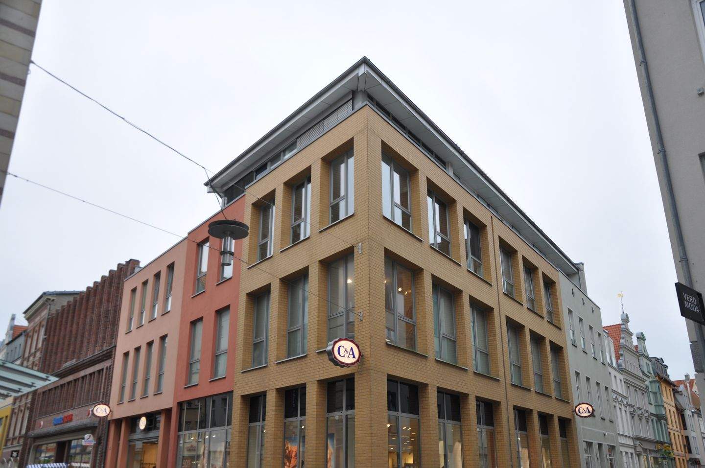Thumbnail-großzügige, 2-zentrale Zimmerwohnung in der Stralsunder Altstadt mit Aufzug, EBK, WE07