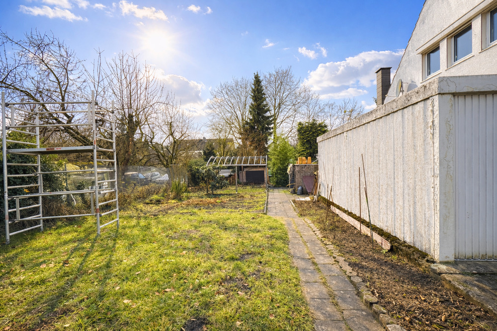 Thumbnail-Attraktives Baugrundstück ca. 290 qm für eine Doppelhaushälfte - ruhige Sackgassenlage von Köln-Wahn