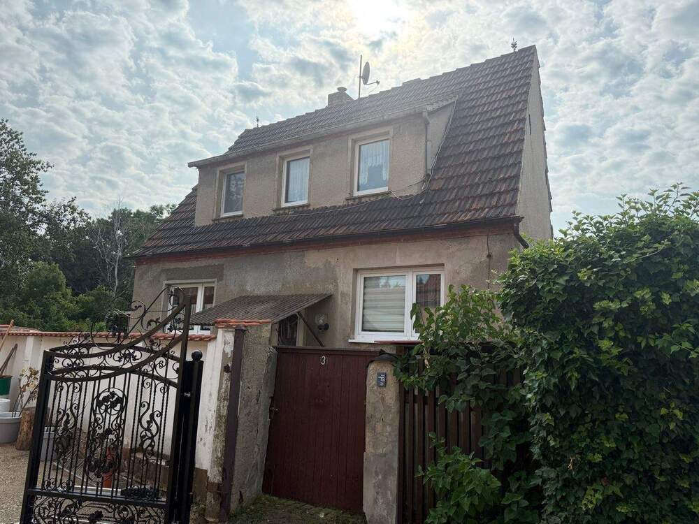 Thumbnail-+++ Sanierungsbedürftiges Einfamilienhaus in Langendorf +++