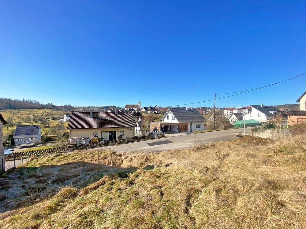Thumbnail-Ca. 1.215 m² Grundstück mit genehmigtem MFH-Projekt und vielseitigen Bebauungsmöglichkeiten