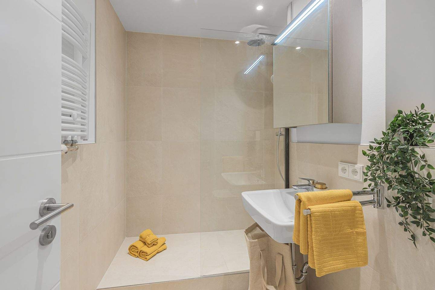 Thumbnail-BESICHTIGUNG 29.12.2025 um 11:00 Uhr 2 FREIE WG- ZIMMER