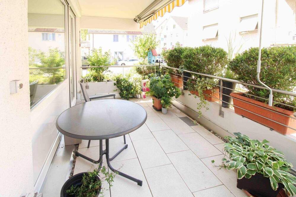 Thumbnail-Urban Wohnen in zentraler Lage: 4 Zi-WHG mit großen Balkon und TG-Stellplatz