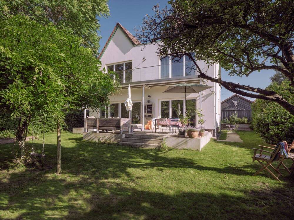 Thumbnail-Einzigartiges Einfamilienhaus in Rosenthal - Altbau-Charme trifft modernstes Innenleben