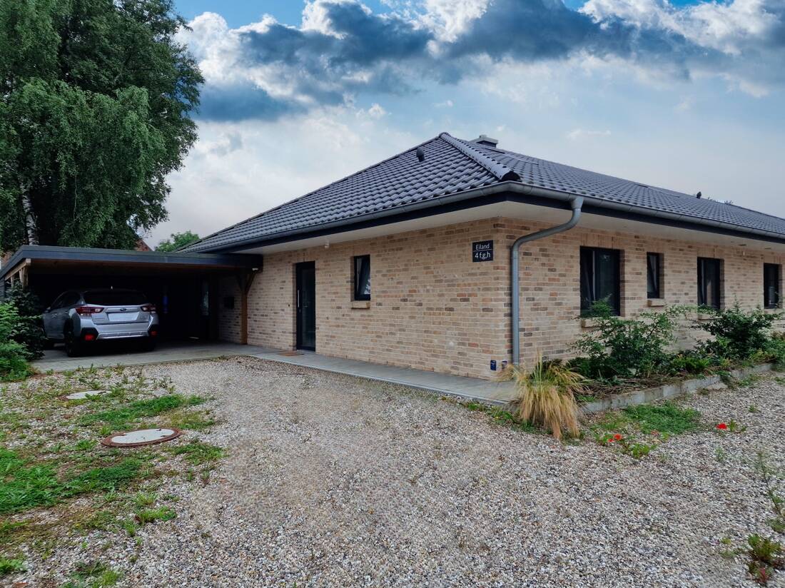 Thumbnail-Neuwertiger Bungalow in ruhiger Lage mit Carport und Abstellräumen