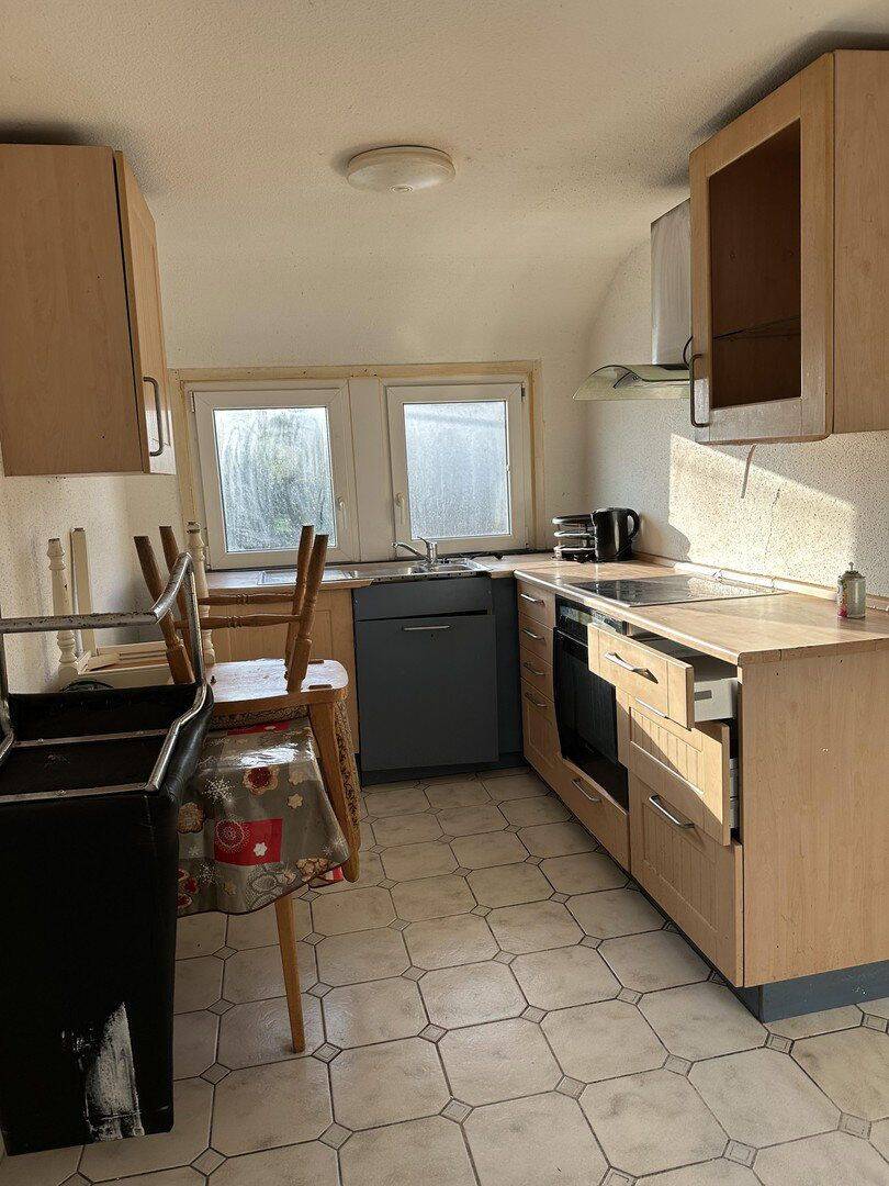 Thumbnail-Gewerblich genutzte 4 Zimmer Wohnung an Firmen in 71570 Oppenweiler zu vermieten.