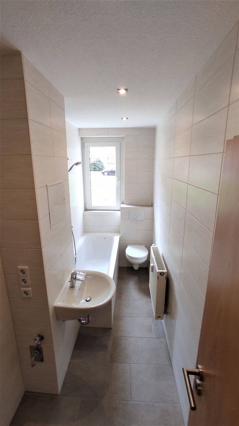 Thumbnail-Erdgeschoss! moderne 4-R.-WE m. Balkon in Zittau!