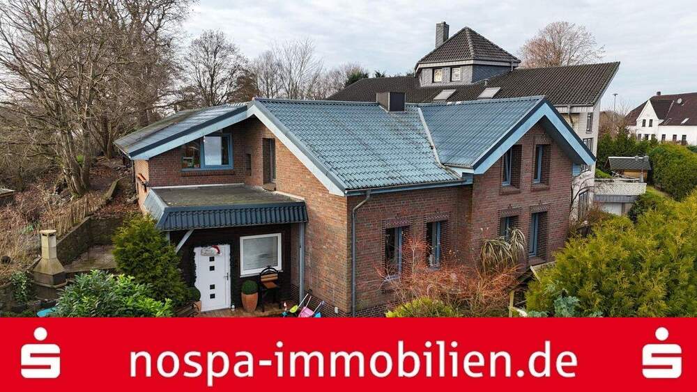 Thumbnail-Wohnhaus mit viel Wohnfläche, Doppelgarage mit Abstellraum und Terrasse in Munkwolstrup