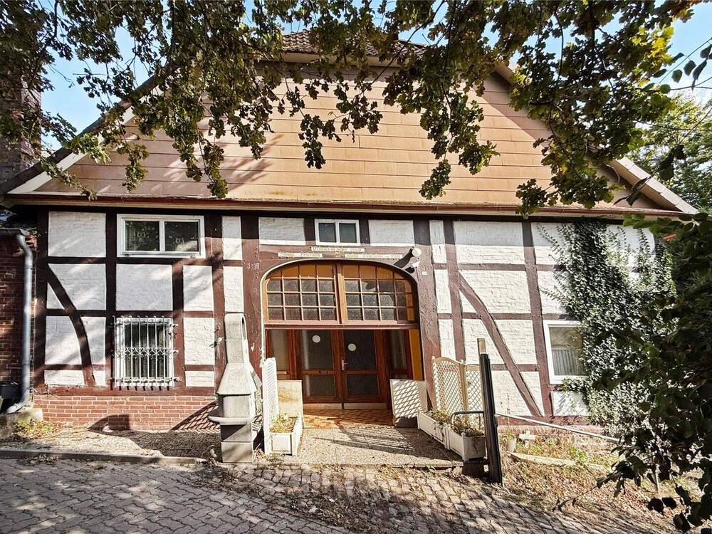 Thumbnail-Denkmalgeschütztes Fachwerkhaus von 1860 mit großem Grundstück - ein historisches Anwesen mit Charakter