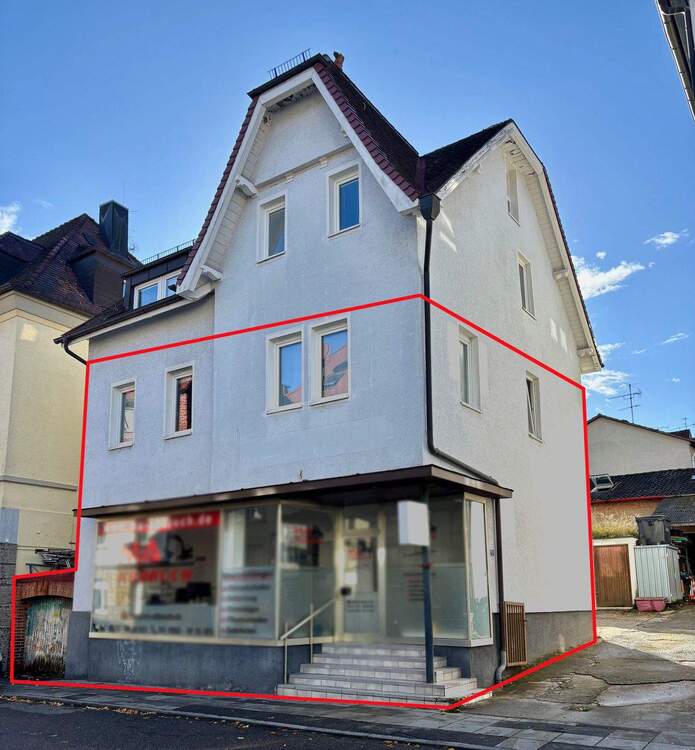 Thumbnail-Vielseitige Wohn- und Gewerbeeinheit in guter Lage mit Wohnung, Ladenfläche und Garage