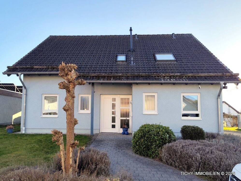 Thumbnail-Gepflegtes EFH mit barrierefreiem Zugang in ruhiger Wohnlage von SimmernHunsrück.