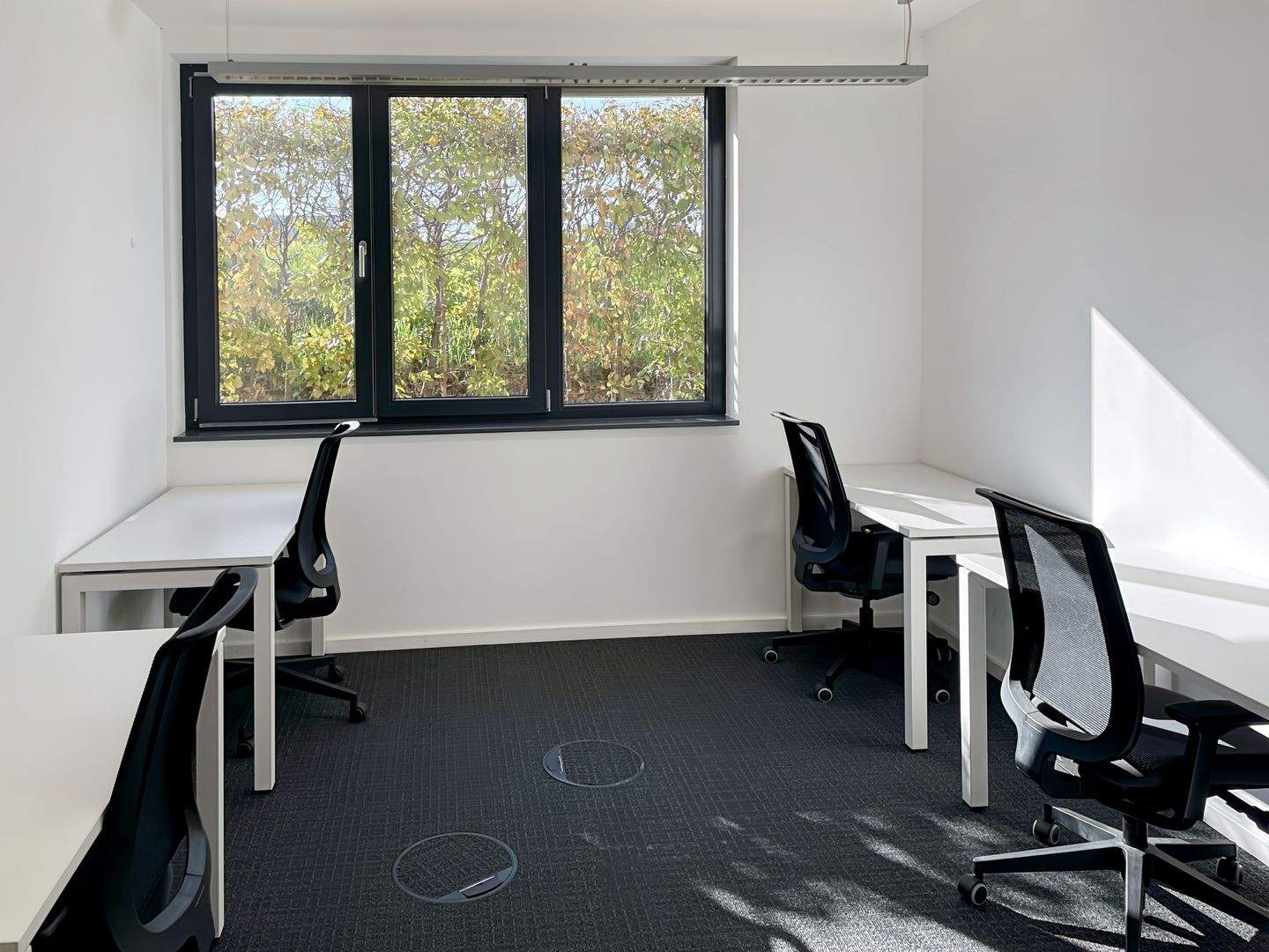 Thumbnail-Coworking-Bereich in Regus Park Arkaden