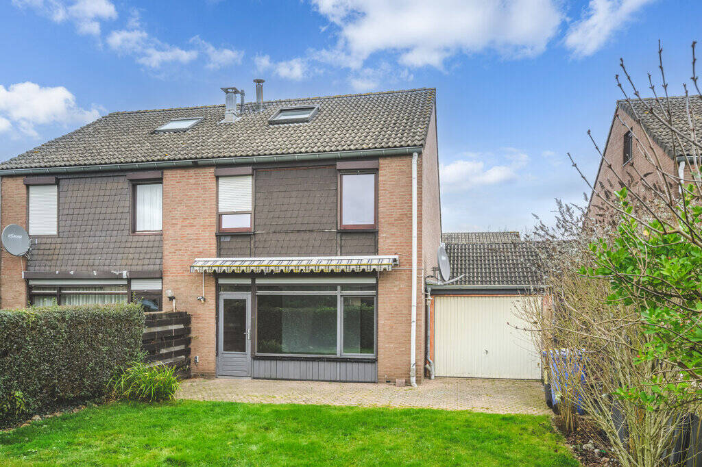 Thumbnail-Merzenich! Gepflegtes Einfamilienhaus mit großer Garage in verkehrsberuhigtem Wohnumfeld