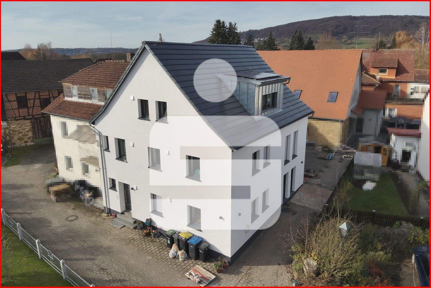 Thumbnail-Stilvolles 3-Familienhaus mit modernster Energieeffizienz