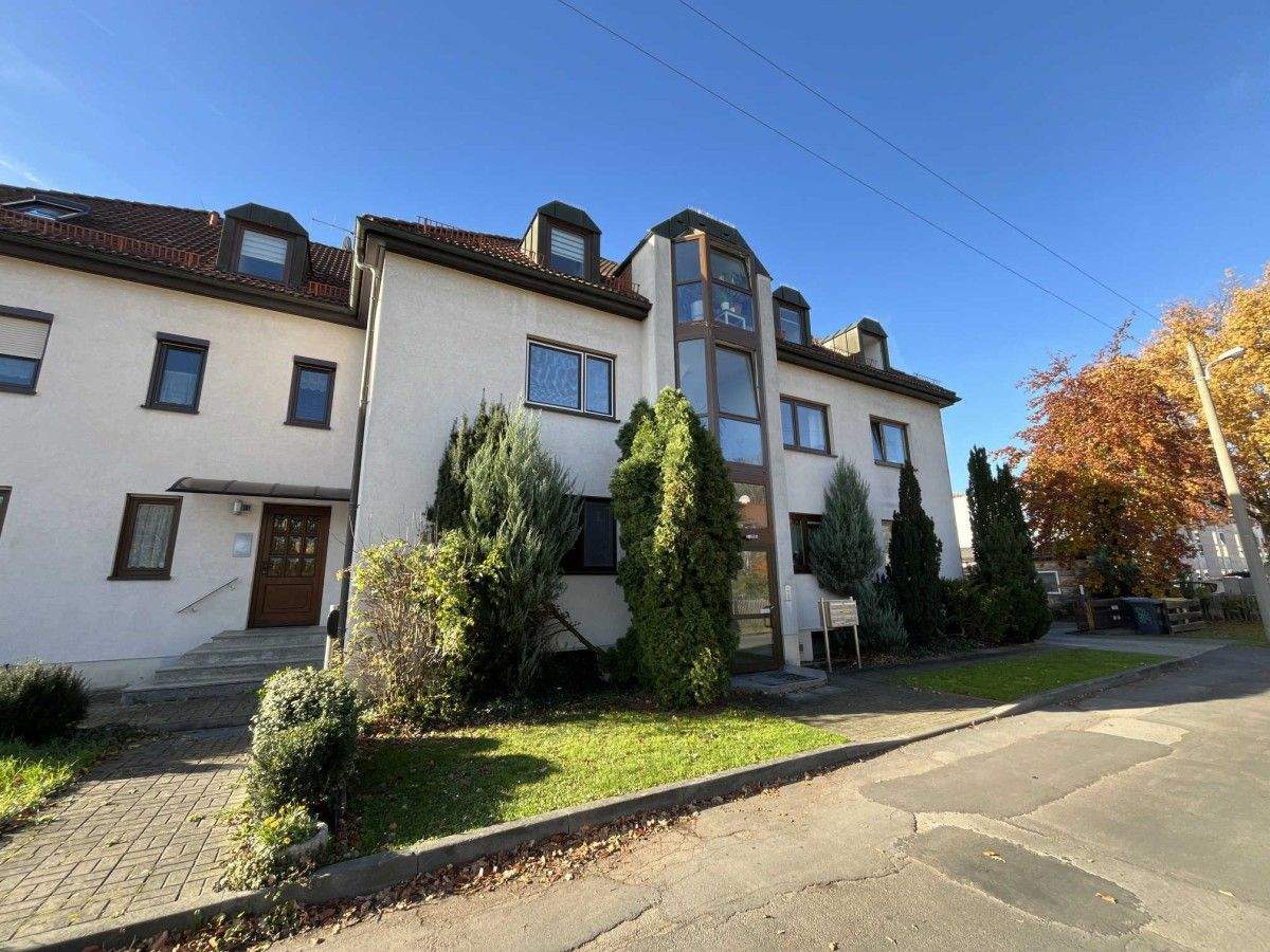 Thumbnail-Sonnige 3-Zimmer-Dachwohnung in Dresden-Neustadt