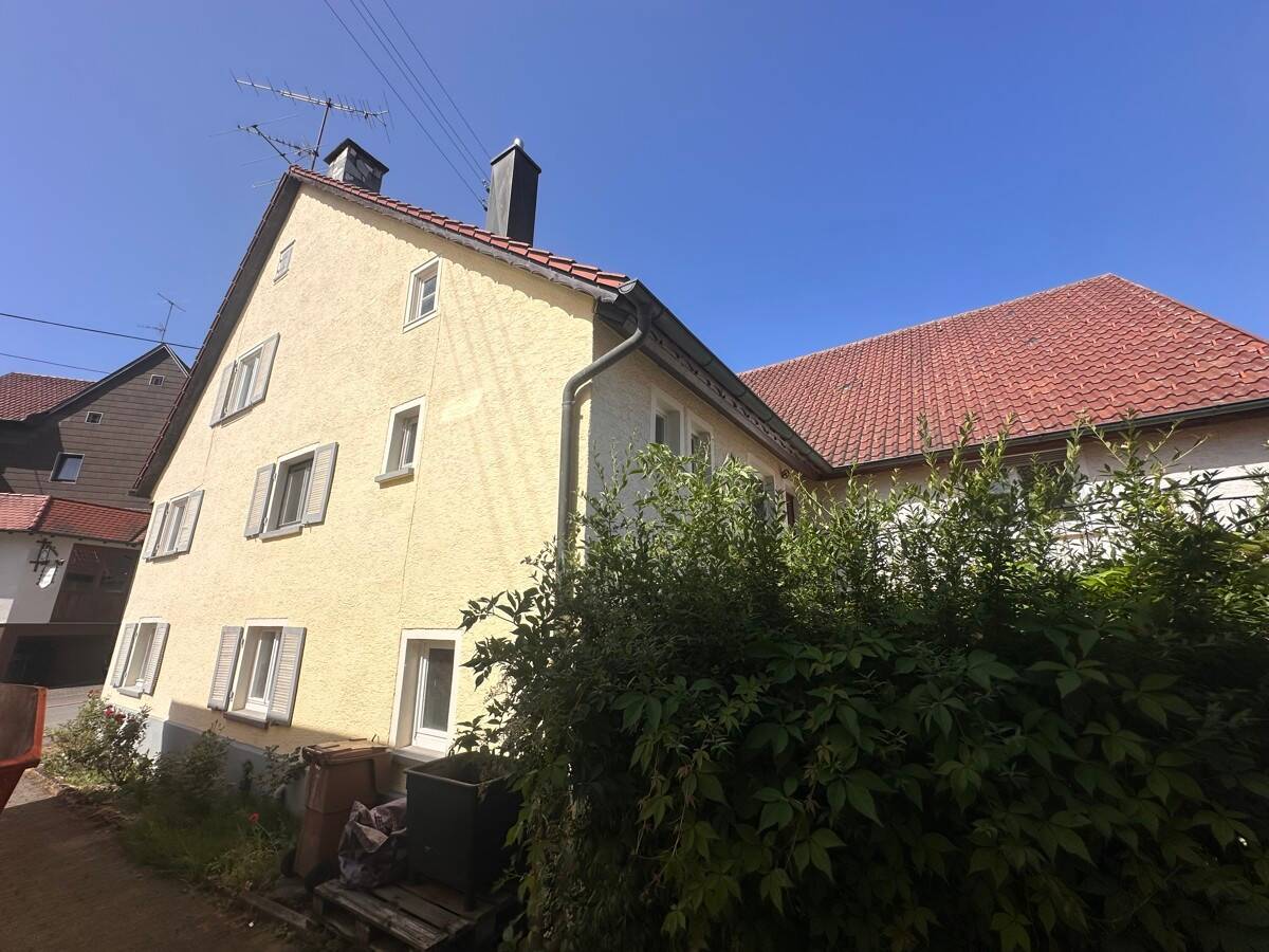 Thumbnail-Ehemaliges Bauernhaus mit individuellen Nutzungsmöglichkeiten