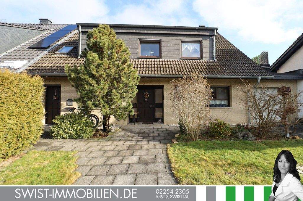 Thumbnail-Einfamilienhaus mit Einliegerwohnung mit sep. Eingang in begehrter Wohnlage (Erbpacht)