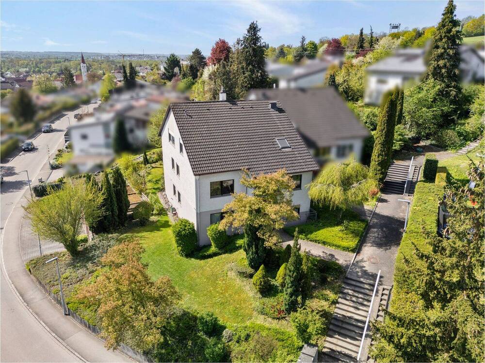 Thumbnail-Dreifamilienhaus in sehr guter Lage - zwei freie Einheiten mit Miet- und Wertsteigerungspotenzial
