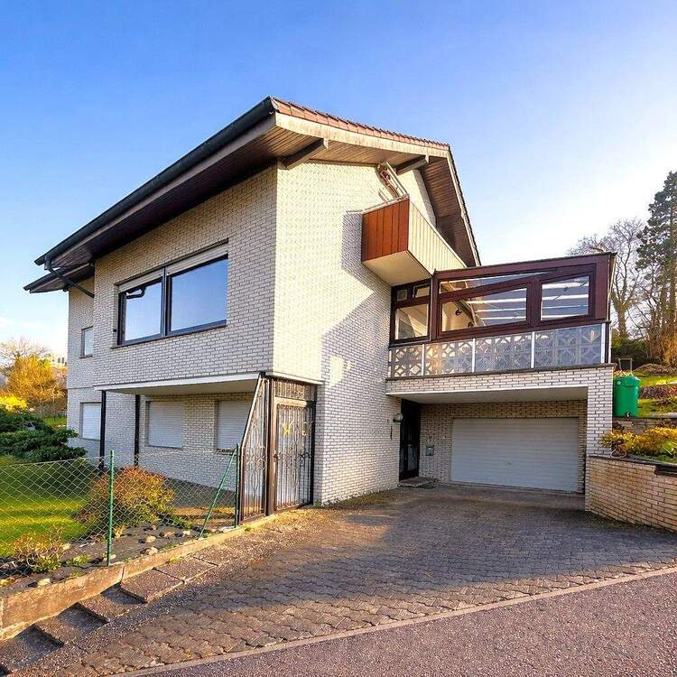 Thumbnail-Mehrgenerationenhaus mit Potenzial (Kinderparadies)