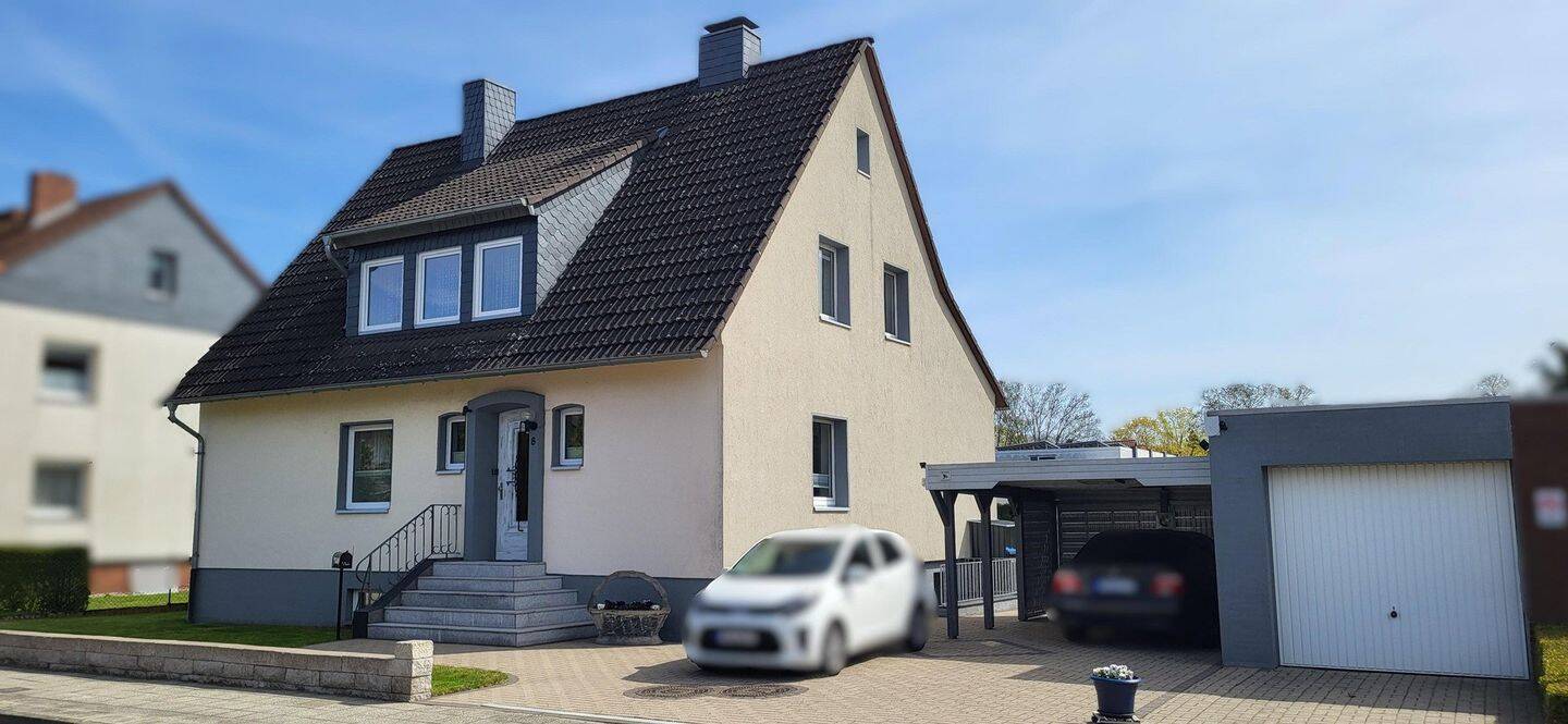 Thumbnail-Gepflegtes Zweifamilienhaus in Toplage von Peine - viel Platz, Garten & Entwicklungspotenzial
