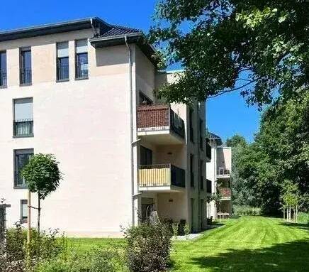 Thumbnail-2,5 Zimmer- Wohnung mit Dachterrasse und Blick ins Grüne