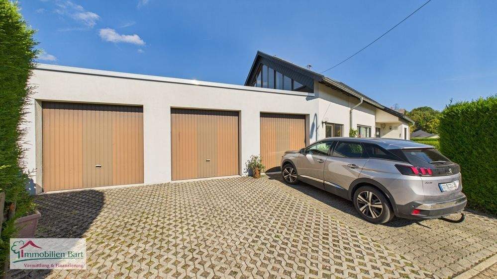 Thumbnail-GRENZE LUXEMBURG: 4 GARAGEN GEPFLEGTES WOHNHAUS MIT 2 WOHNUNGEN SOFORT VERFÜGBAR!