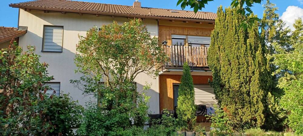 Thumbnail-Großes 2 Familienhaus mit Doppelgarage -91798 HÖTTINGEN bei Weißenburg