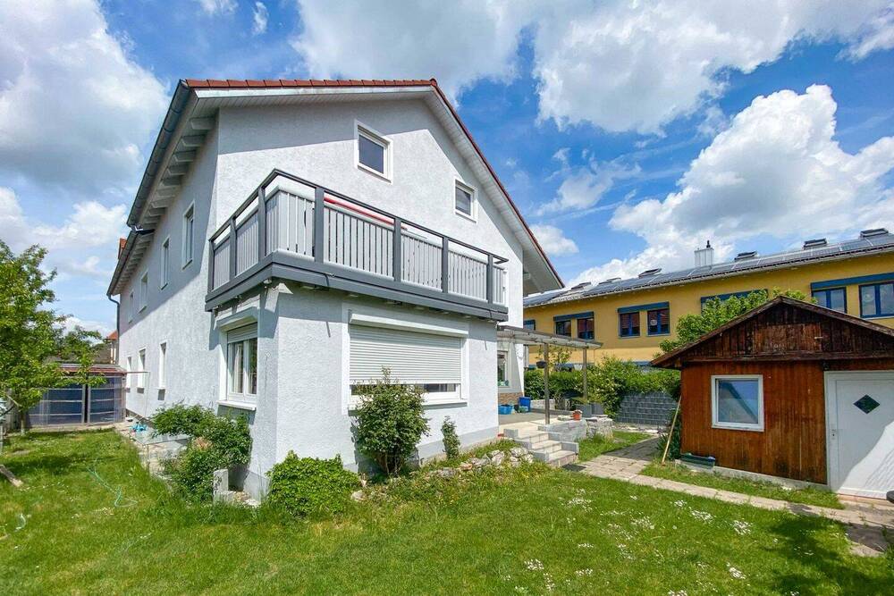 Thumbnail-?? Hausgefühl inklusive: Großzügige Erdgeschosswohnung mit Garten und separater Nutzfläche