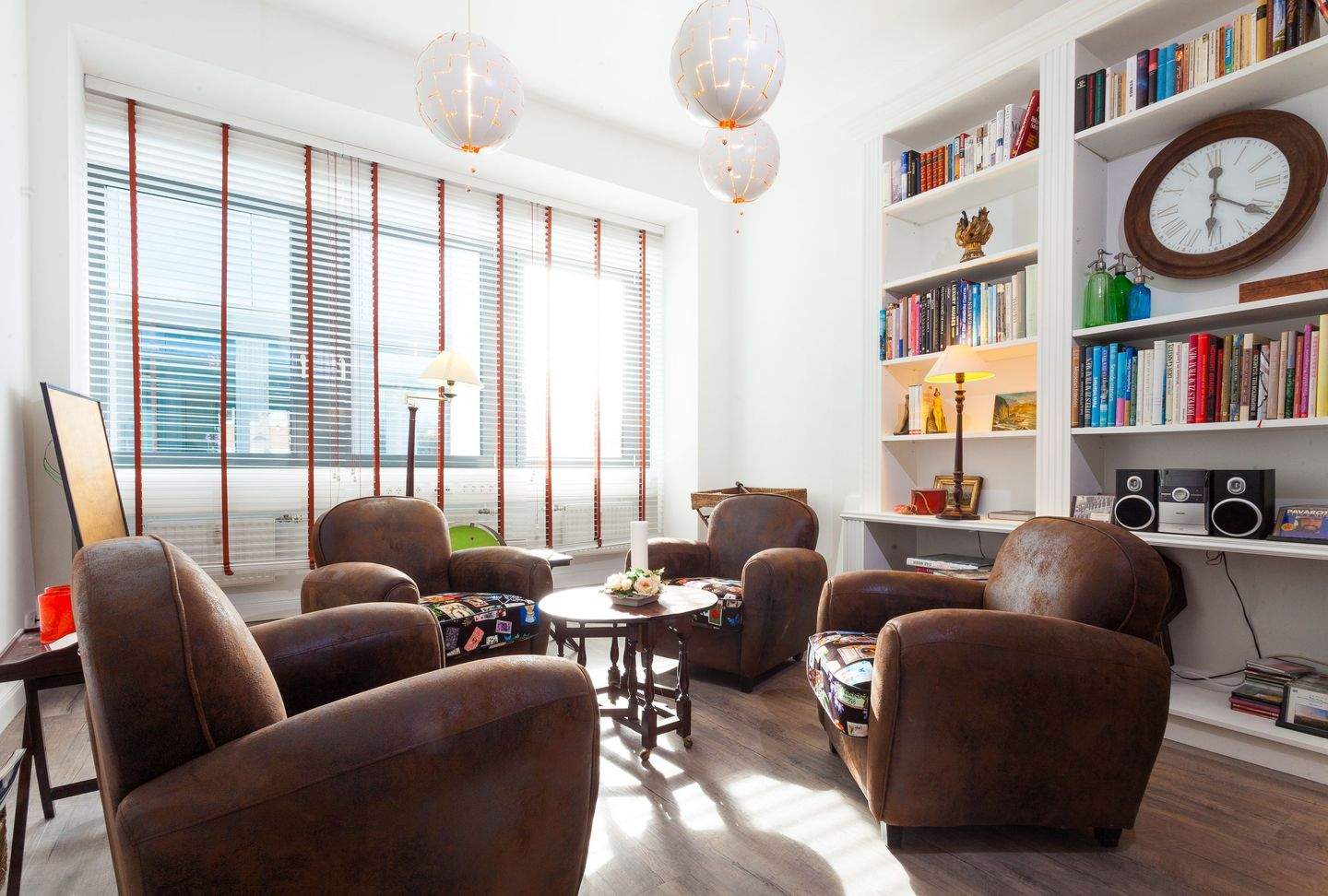 Thumbnail-Private Office 115: Helles, modernes Büro nahe Flughafen - flexibel