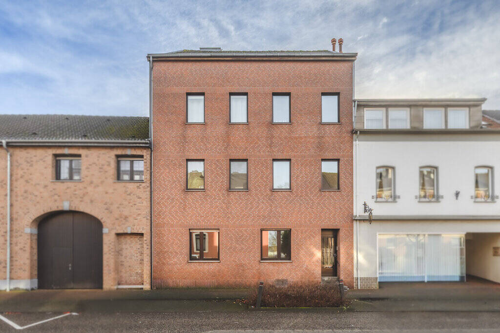 Thumbnail-Broichweiden! Großes, bezugsfreies Einfamilien- oder Mehrgenerationenhaus