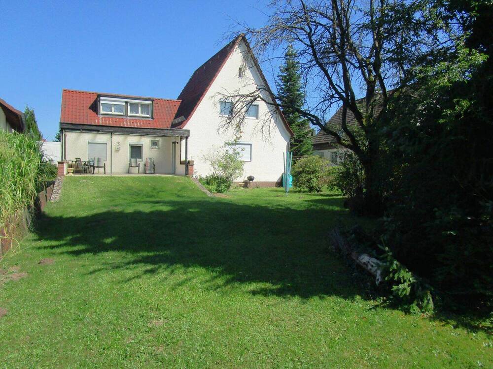 Thumbnail-EFH mit großem Garten und guter Anbindung in Moorenbrunn Haus kaufen
