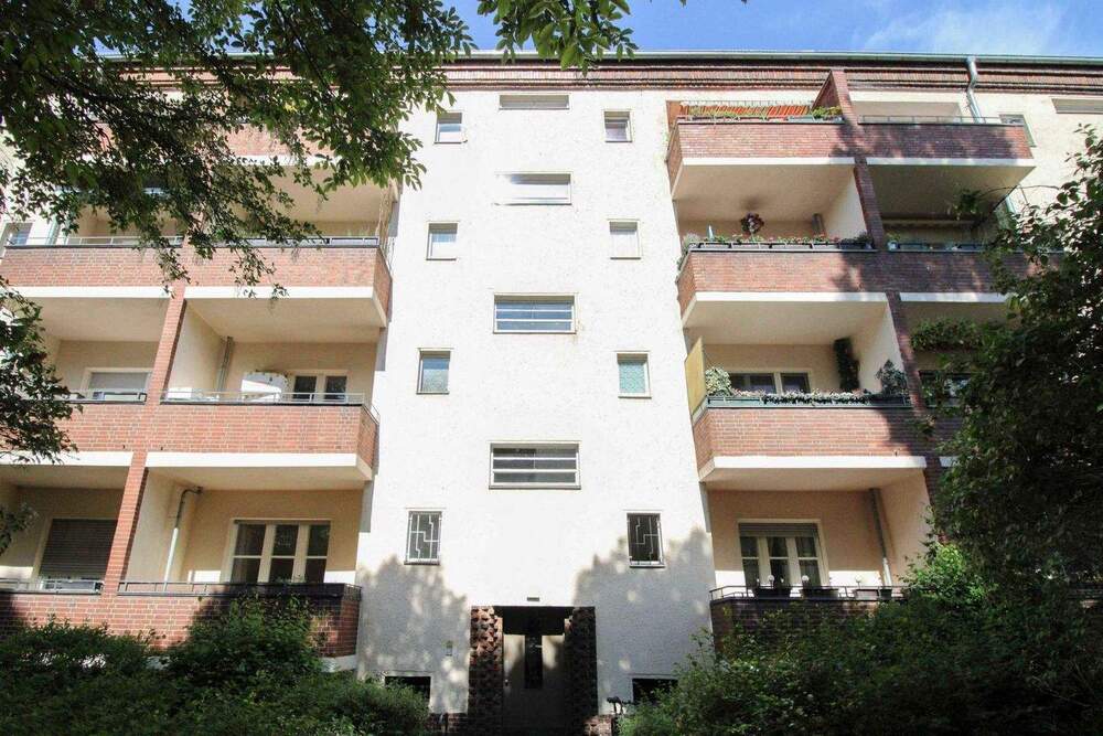 Thumbnail-Vermietete 2-Zimmer Wohnung mit Balkon: In grüner und dennoch zentraler Lage von Berlin-Zehlendorf