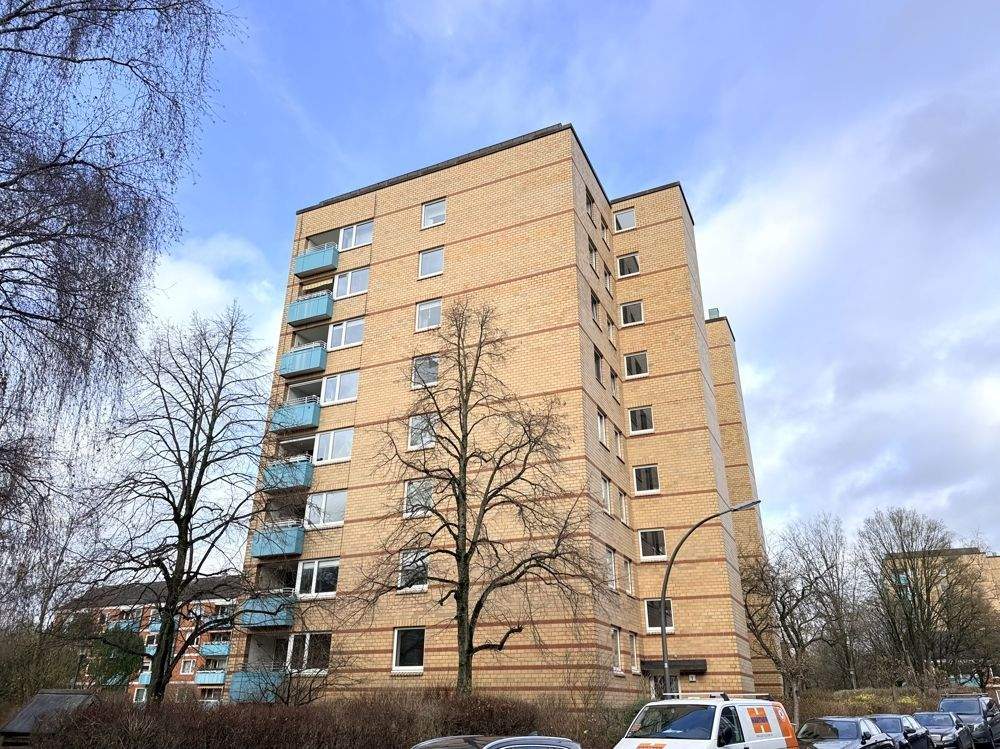 Thumbnail-Sonnige, ruhig gelegene Hochparterre-Wohnung mit Südloggia und TG-Platz nahe dem AEZ