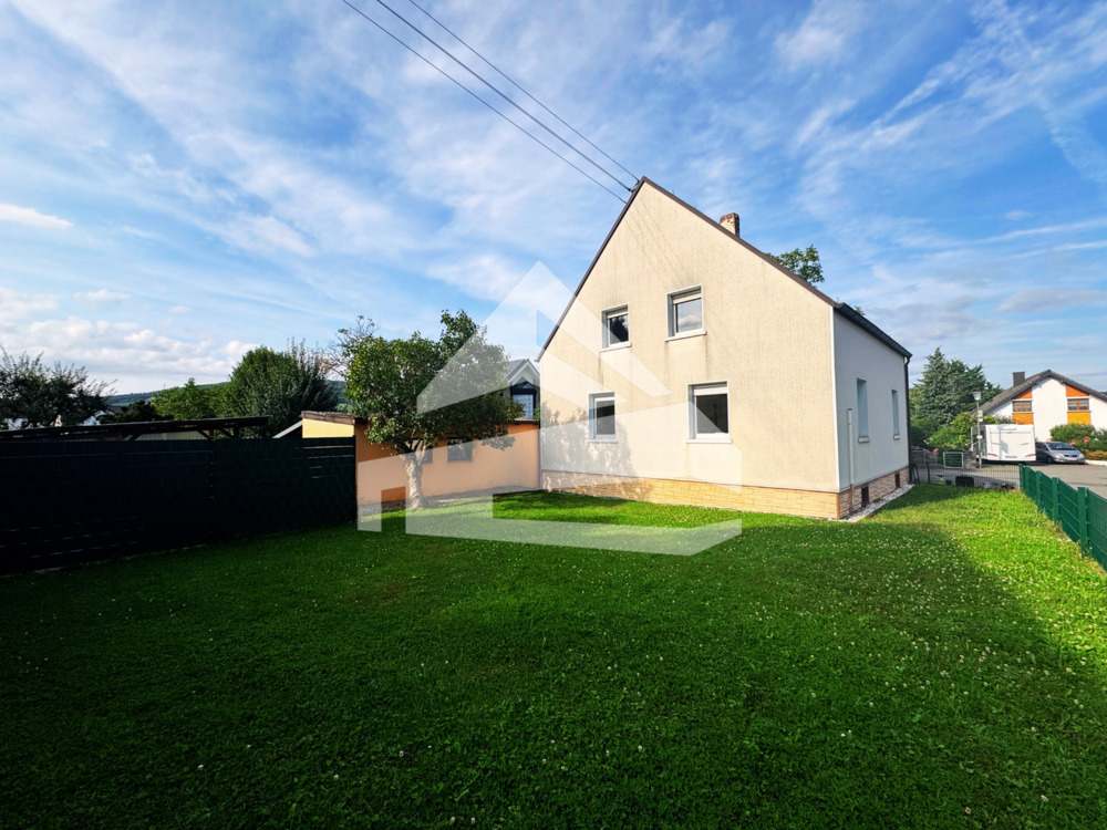 Thumbnail-Wohnglück in Riol: Einfamilienhaus mit viel Platz und Potenzial